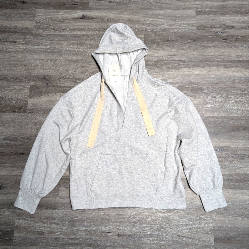 NWT Fabletics Gray Hoodie Sweatshirt V Neck  Size L